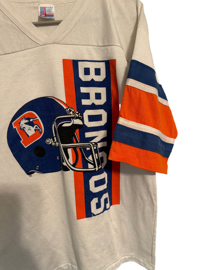 Denver Broncos Vintage Tee by Garan Inc. Size Large.